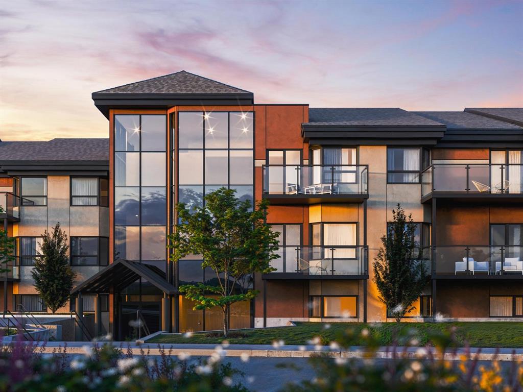 490 Avenue Lake