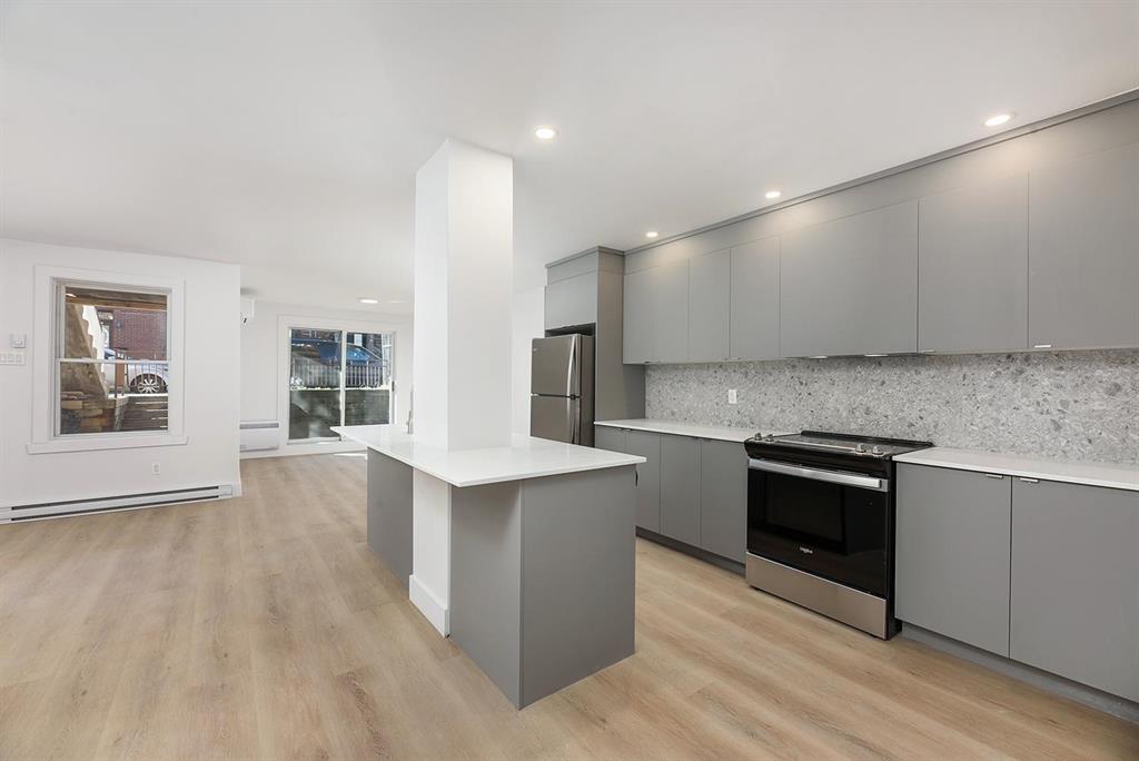 293 Saint Augustin Street