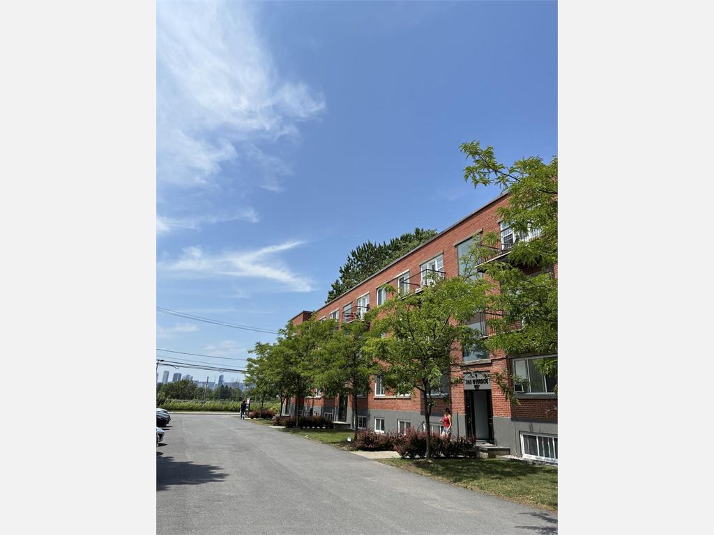 265 Rue Riverside