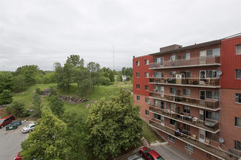 1 Humber Court, Sudbury Apartment for Rent