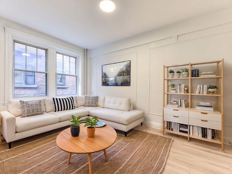 225 Avenue Kensington #2