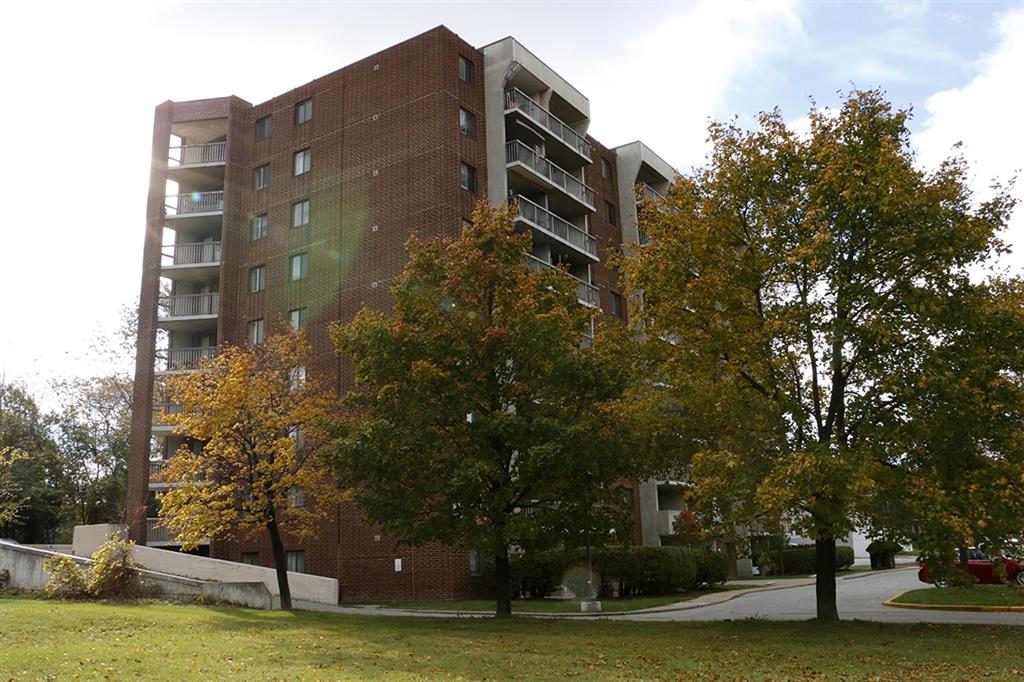 3165 Russell St., Windsor Apartment for Rent B107215