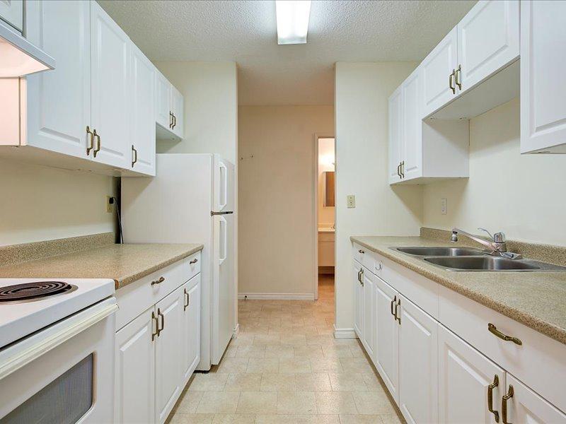 1310, 1311, 1312, 1314 Lawson Avenue