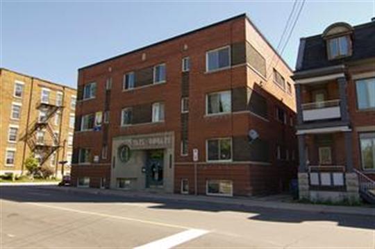 425 Elgin Street