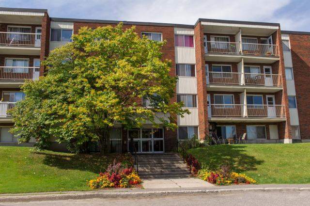 40-45-50-55 Charles-Albanel Street