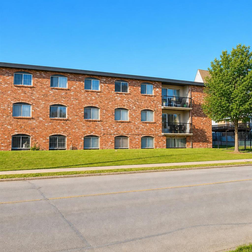 10146 79 St