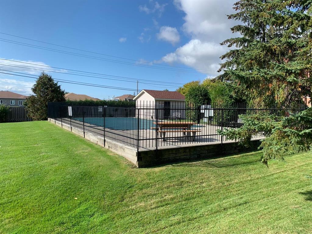 550 Notre Dame Street West