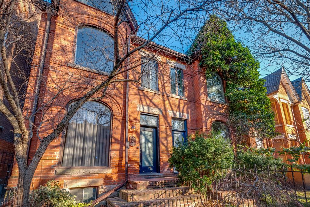 37 Gwynne Ave