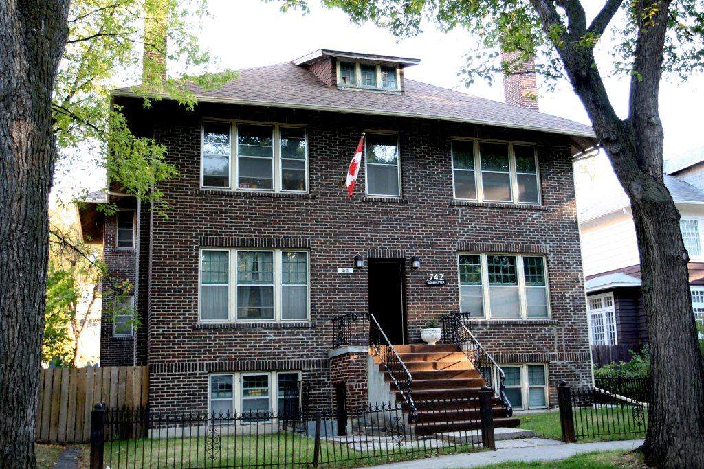 742 Dorchester Ave.