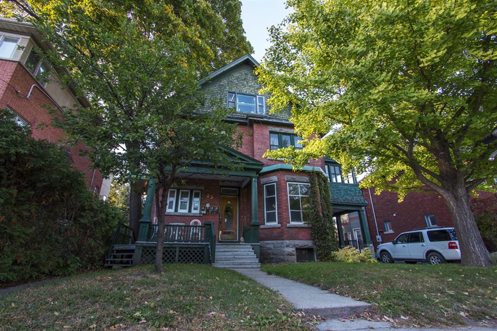 25 Aylmer Avenue