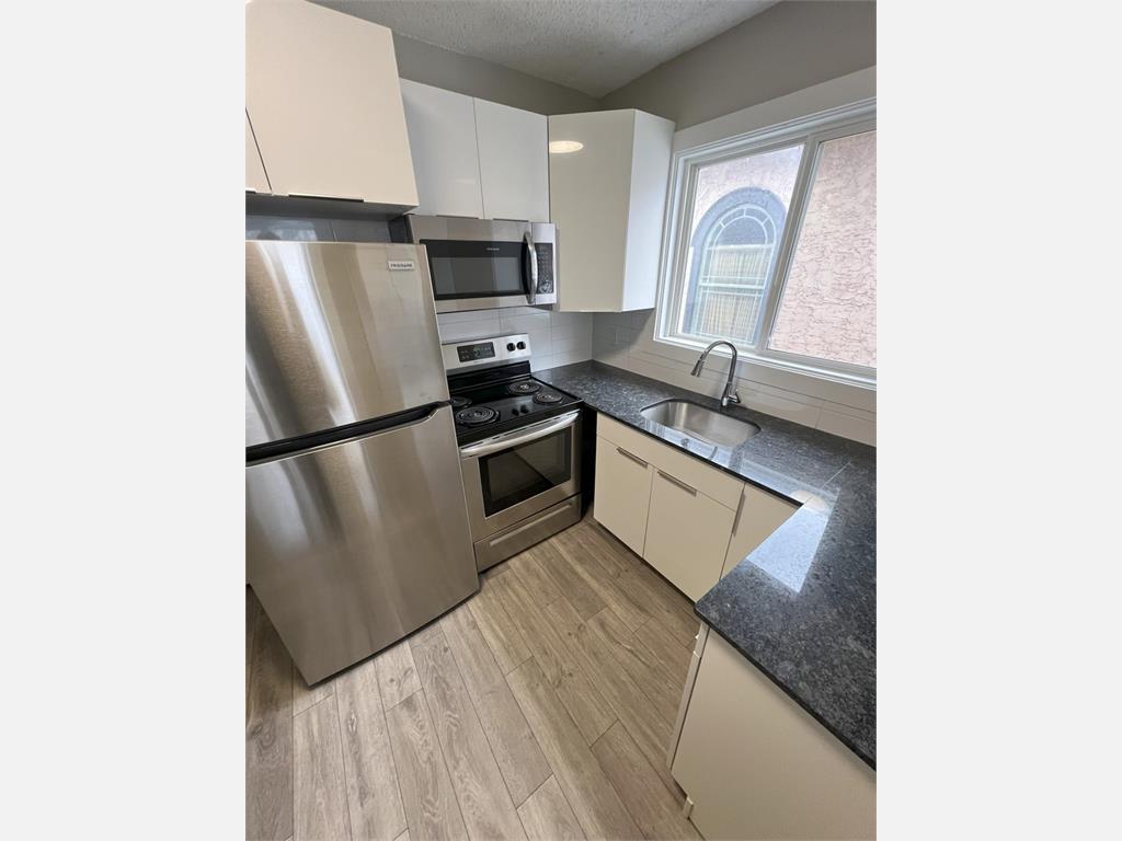 10207 116 Street