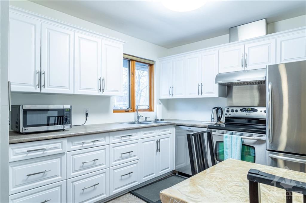 2458 Kaladar Avenue - 1