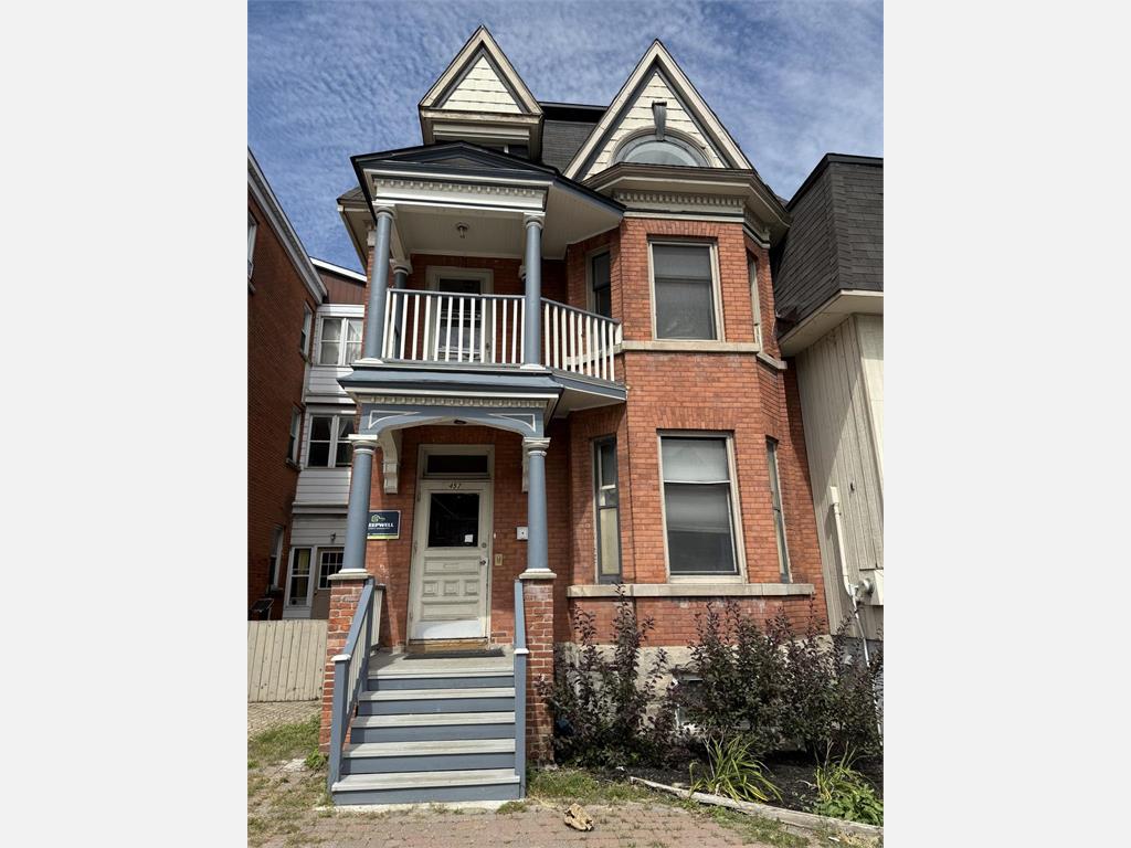 457 Somerset Street W