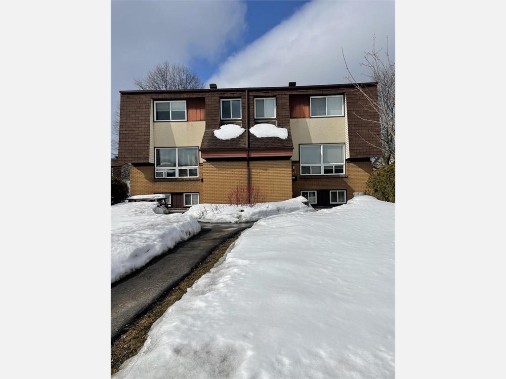 46 Pixley Private
