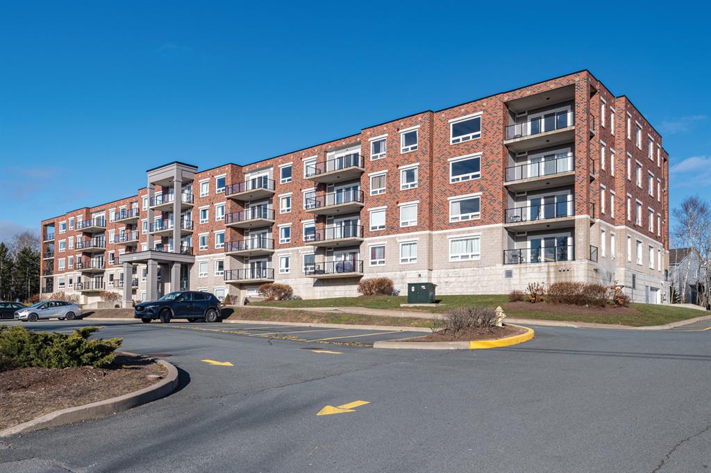 200 Broad Street Bedford, NS B4B 0T4