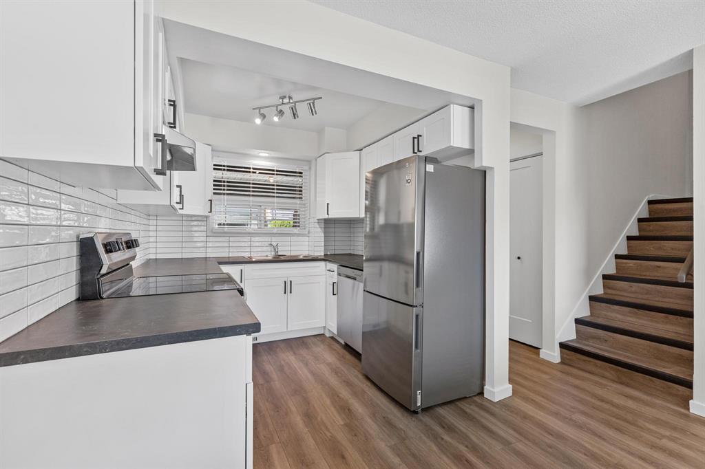 380 Pemberton Terrace