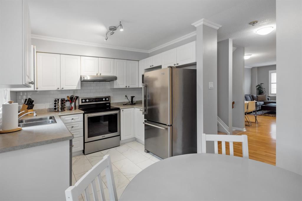 121 Fordham Private