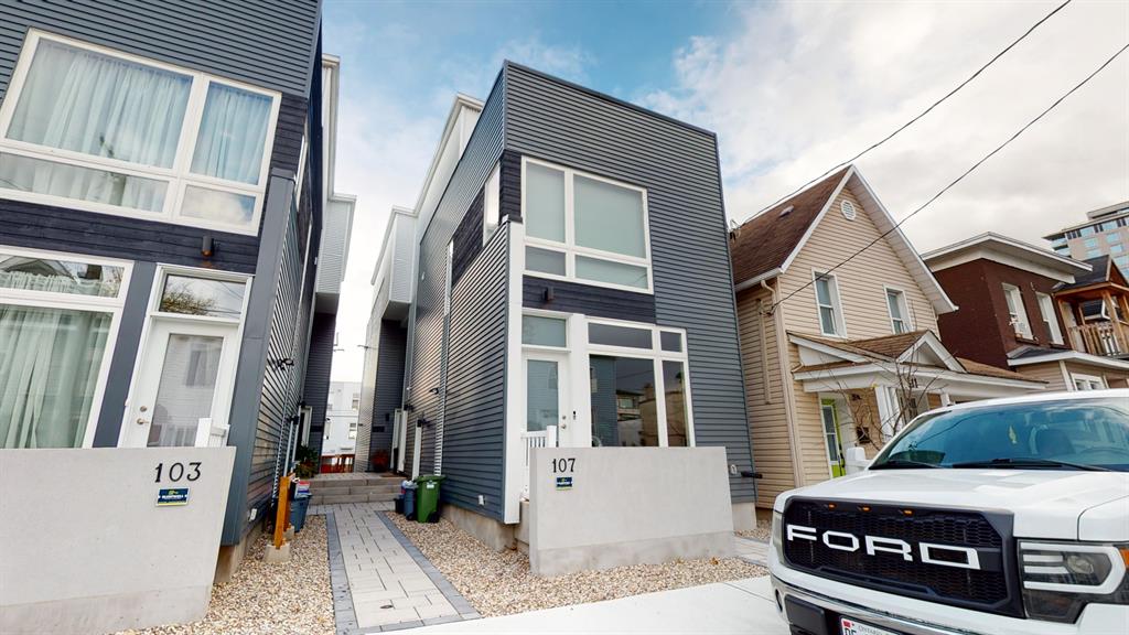 109 Carruthers Avenue