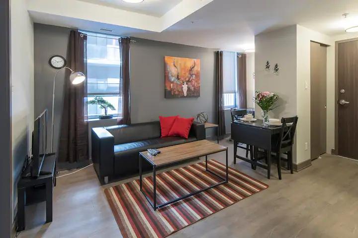 169 Lisgar St.