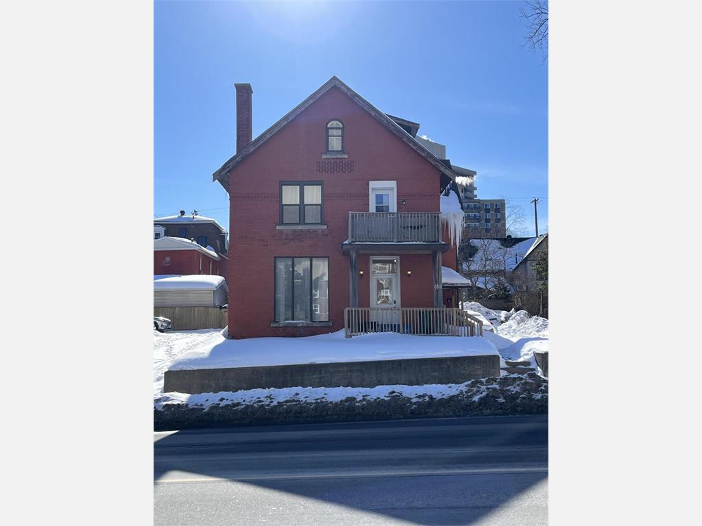 638 Rideau Street