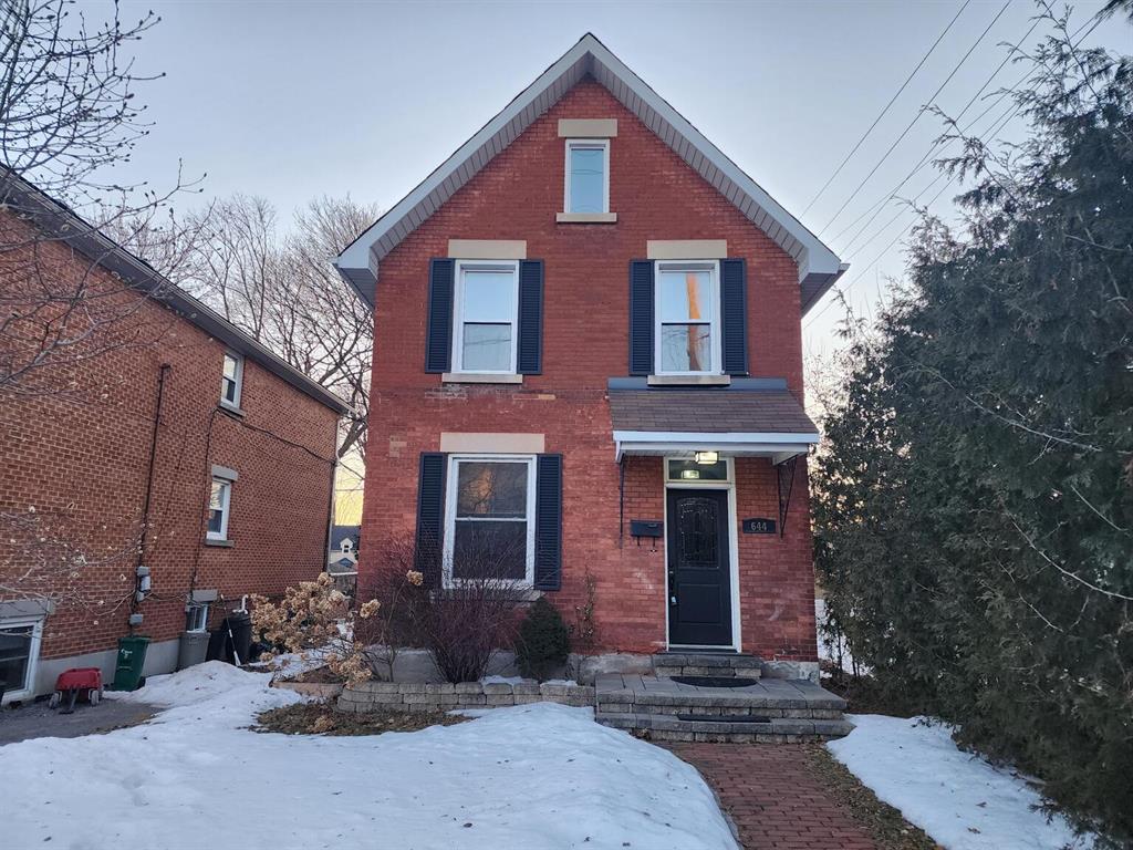 644 Churchill Avenue