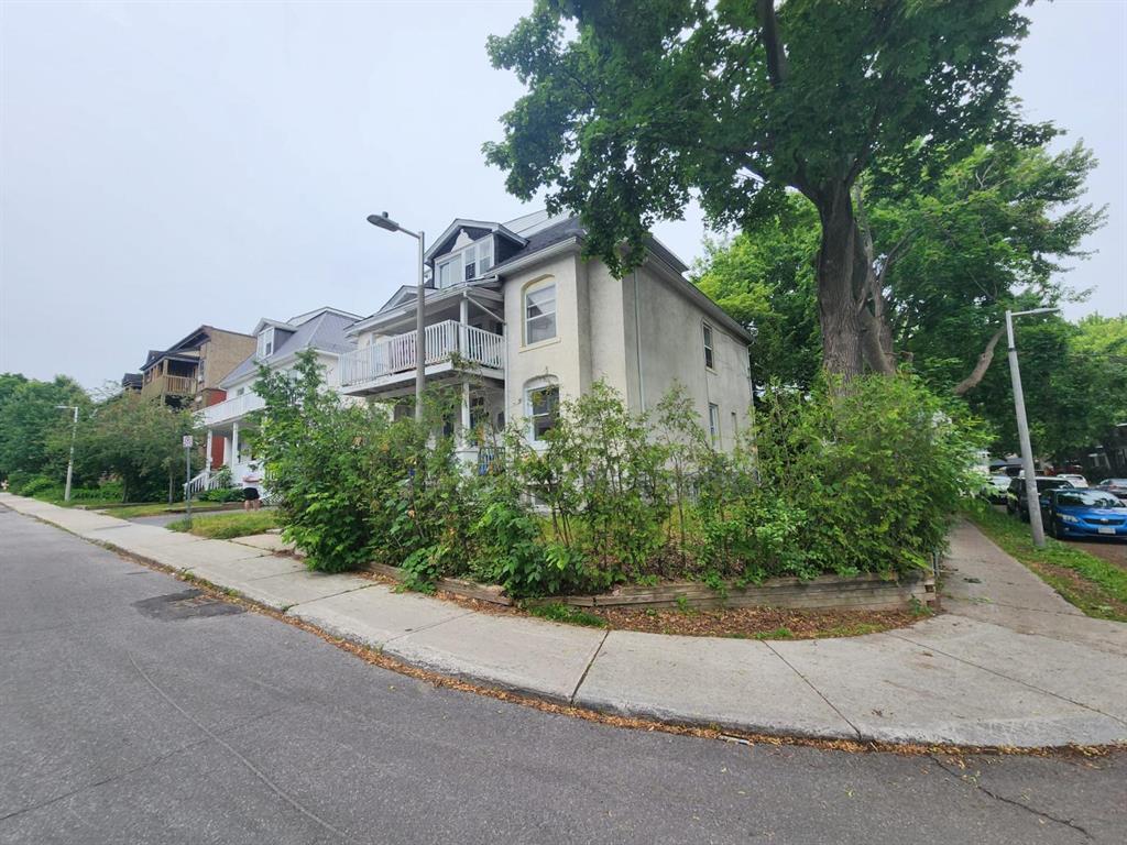 88 Charlotte Street - A