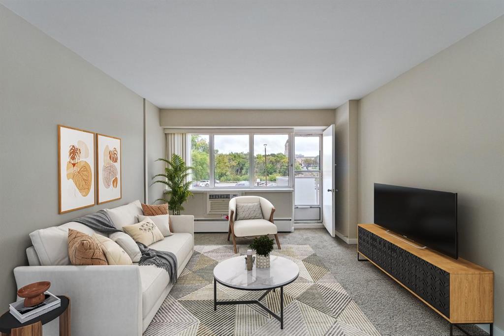 71 Roslyn Road