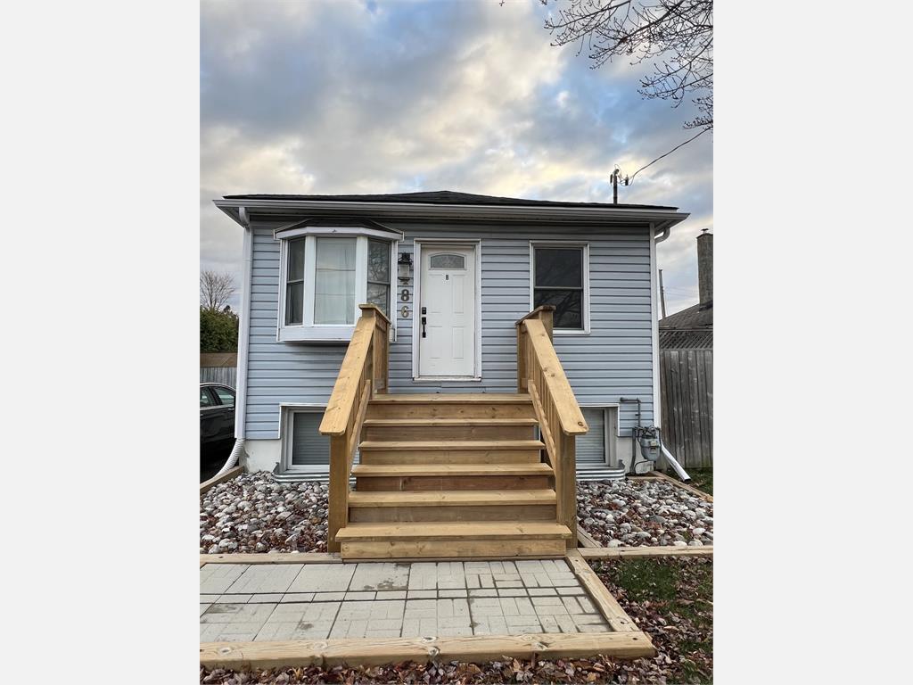486 Donald Street - B