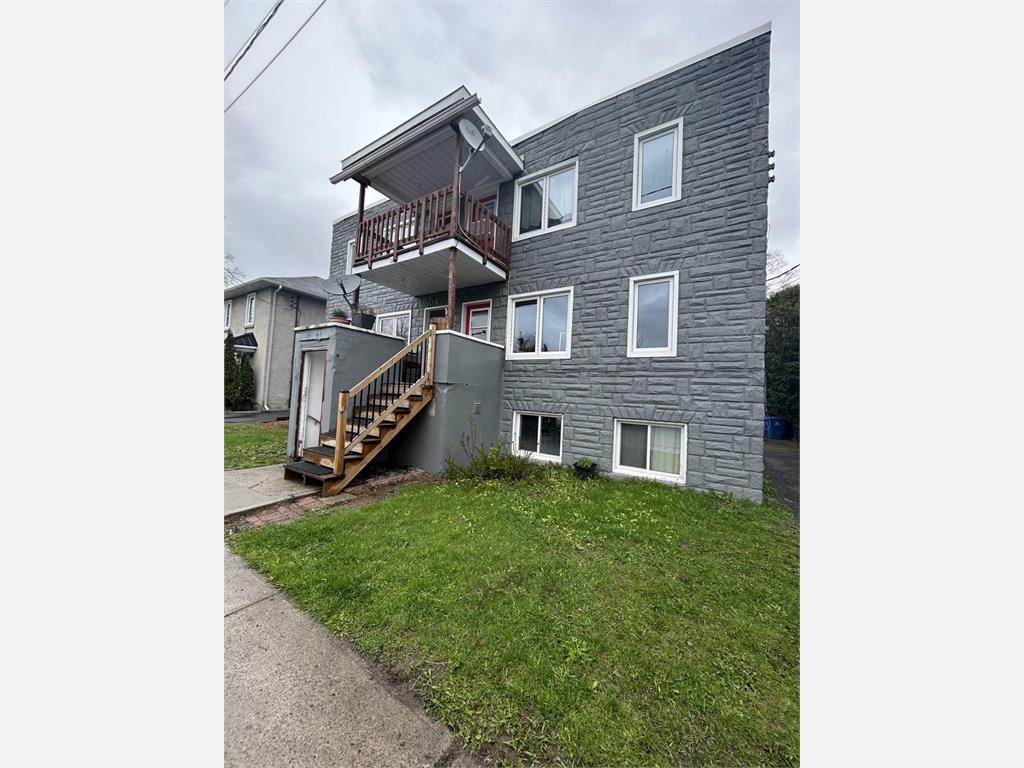 104 Rue East