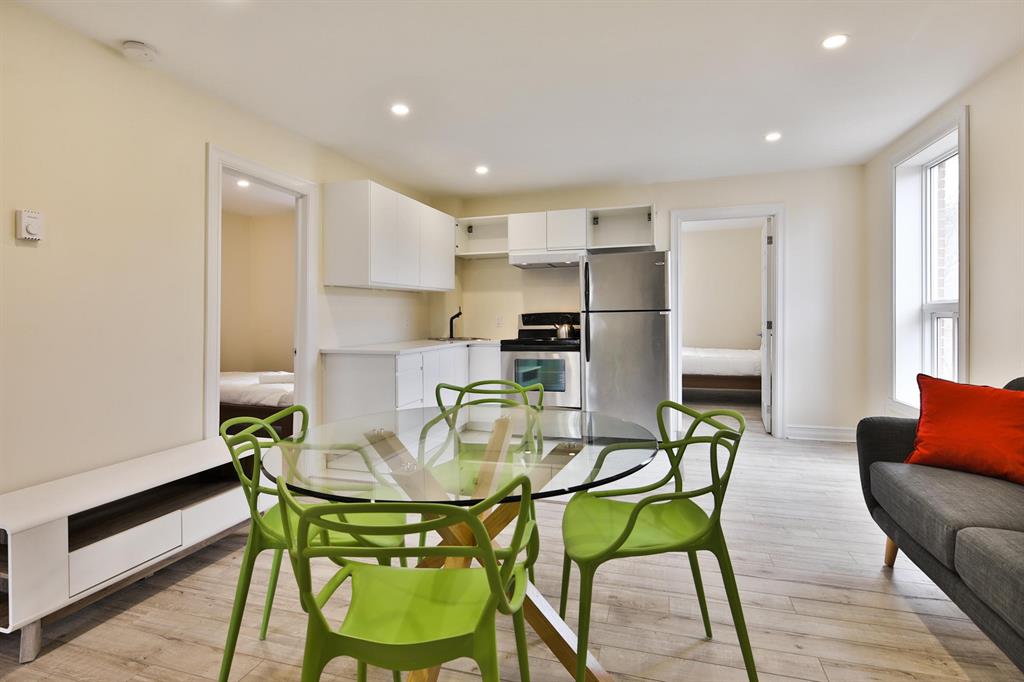 1449 Rue Dorion
