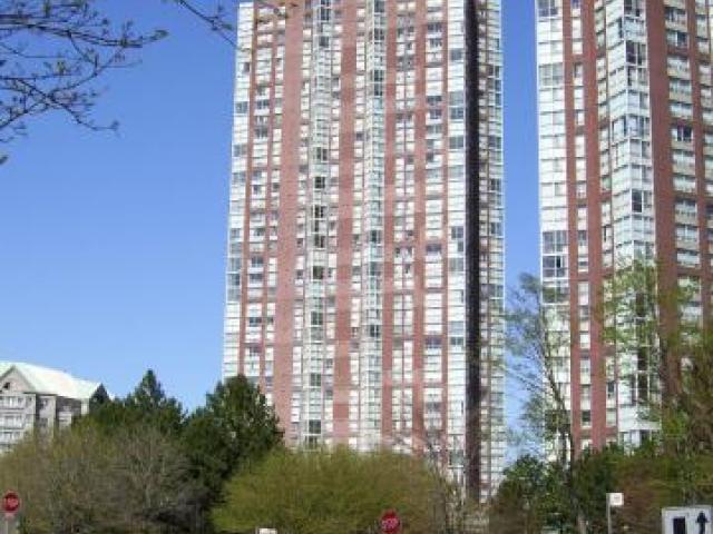 7 Concorde Place
