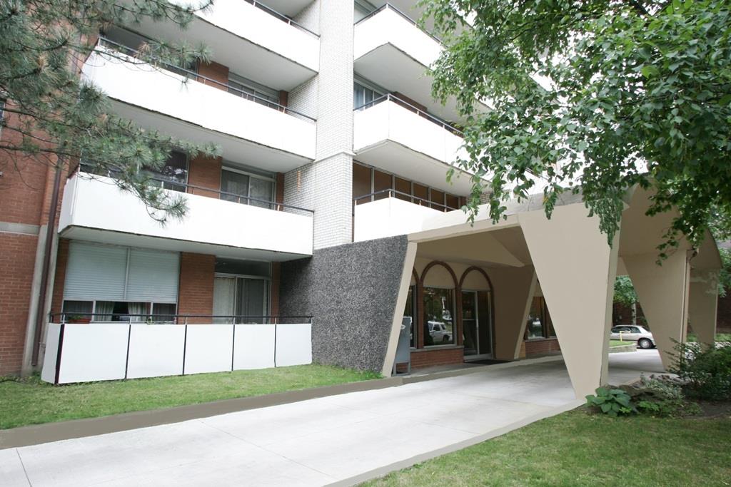 255 Bold Street