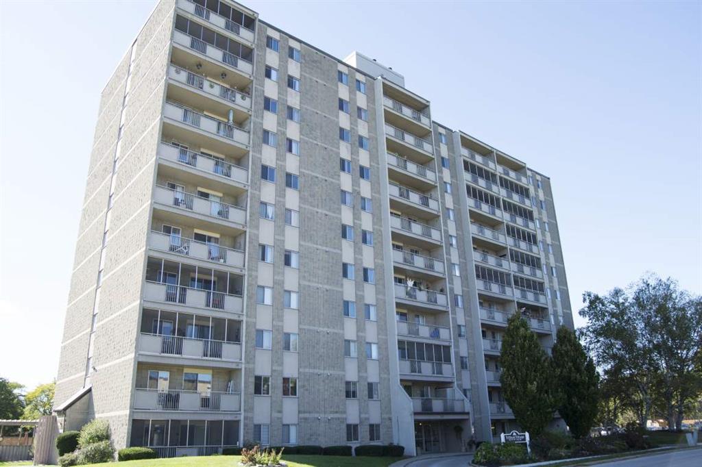 40 Trillium Village