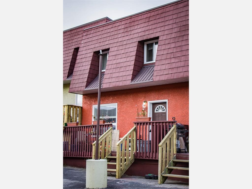 6220-6266 Finlayson Drive North