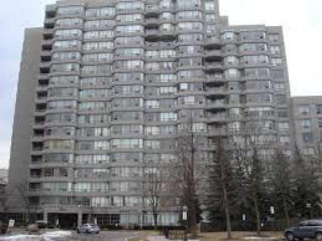11 Townsgate Drive
