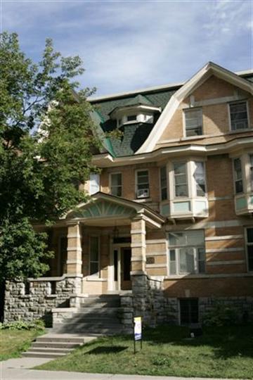182 Lisgar St
