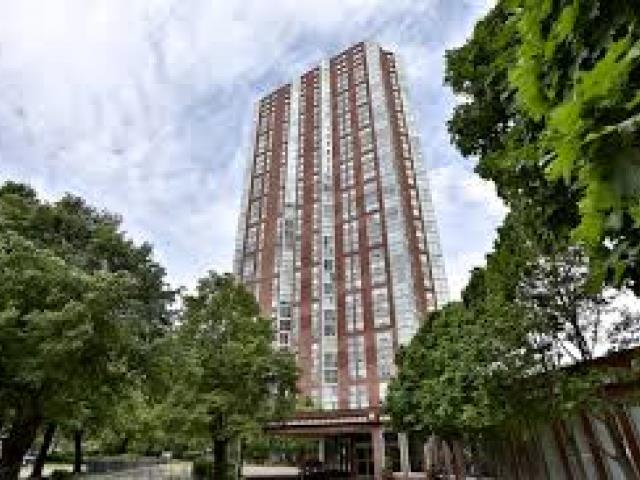 7 Concorde Place