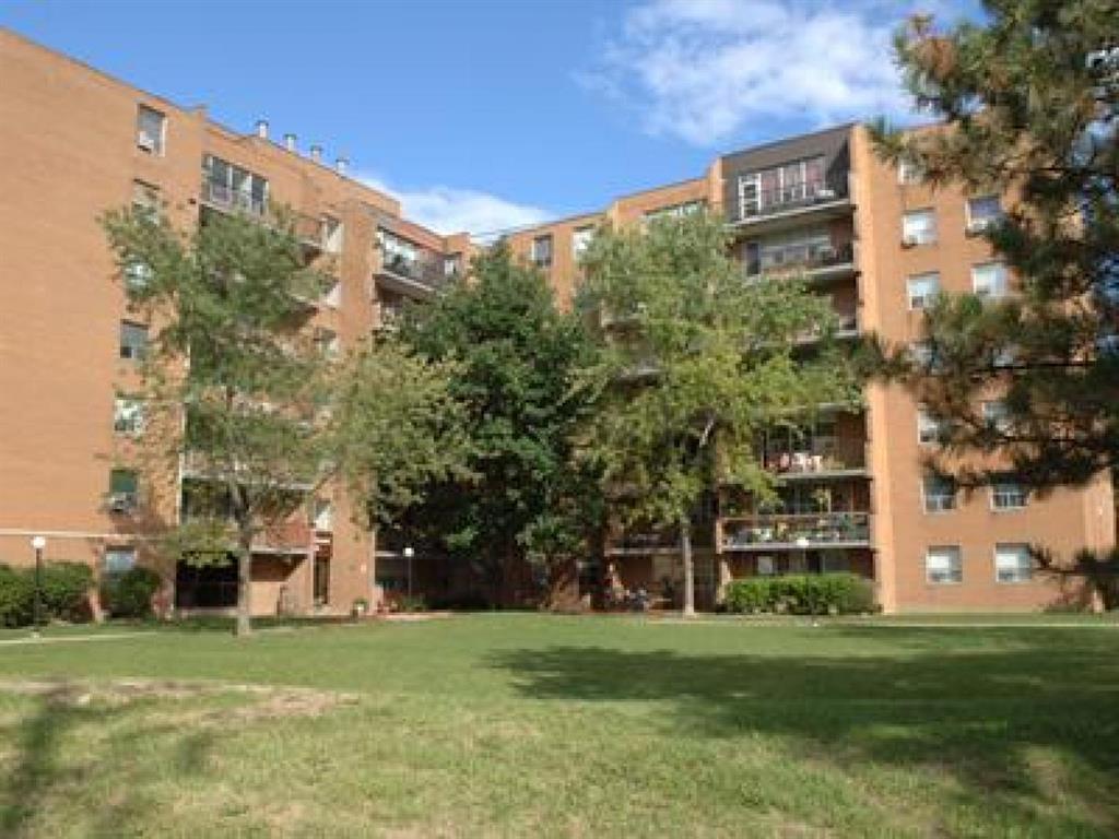 39-45 Parkcrest Drive