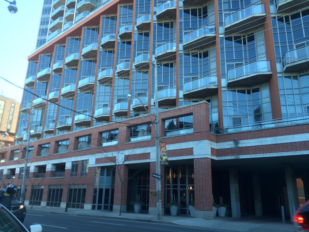 255 Richmond Street East