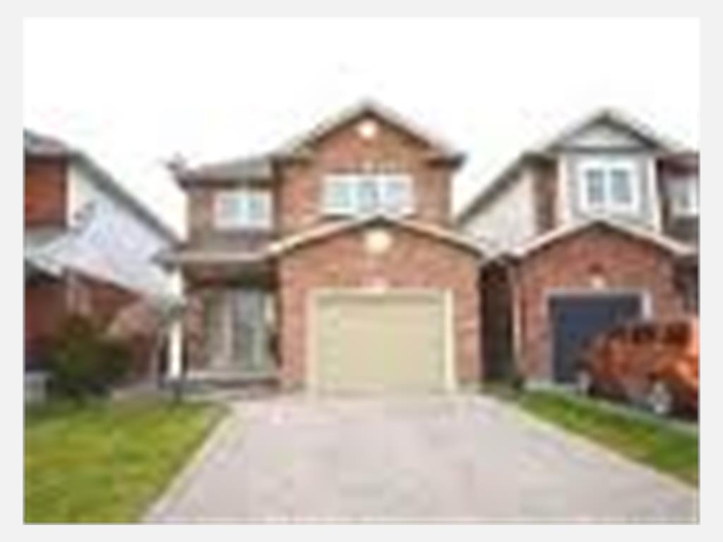 655 Woodsmount Cres