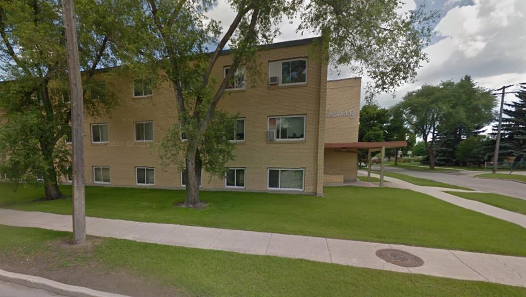755 Watt Street
