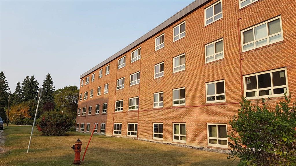 155 Traill Avenue