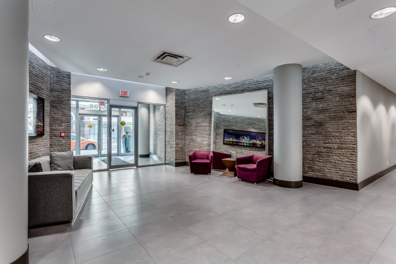 1005 King Street West
