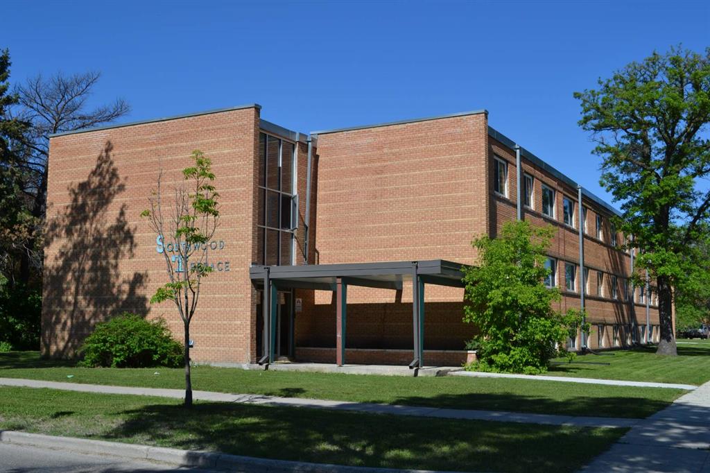 290 Maxwell Place