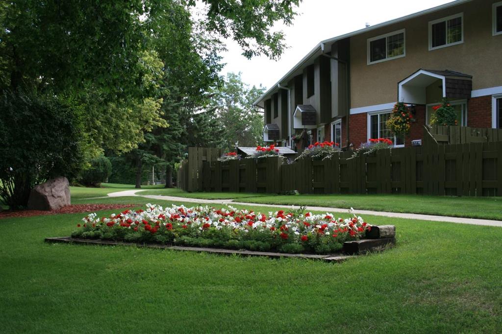 163 Greenwood Village