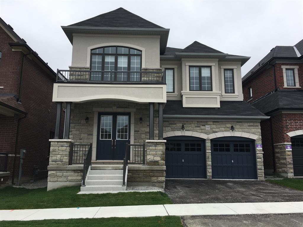 Maple Ridge Crescent