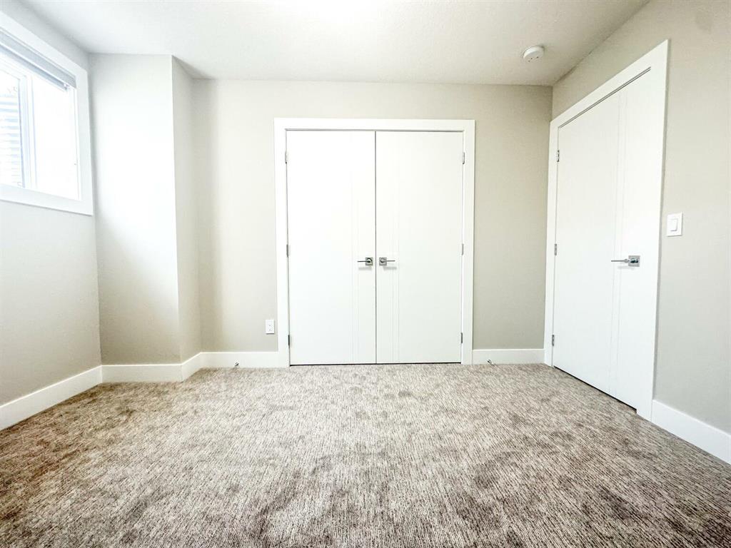 36 Midtown Close Southwest