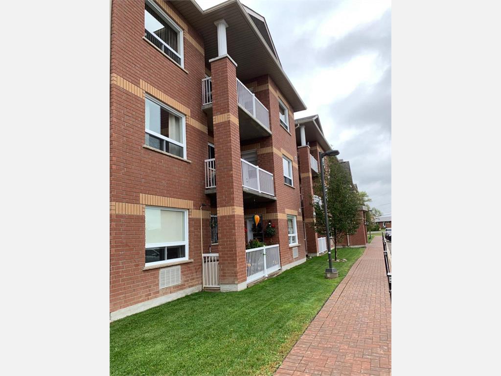 145 & 155 notre dame street west, azilda Apartment for Rent