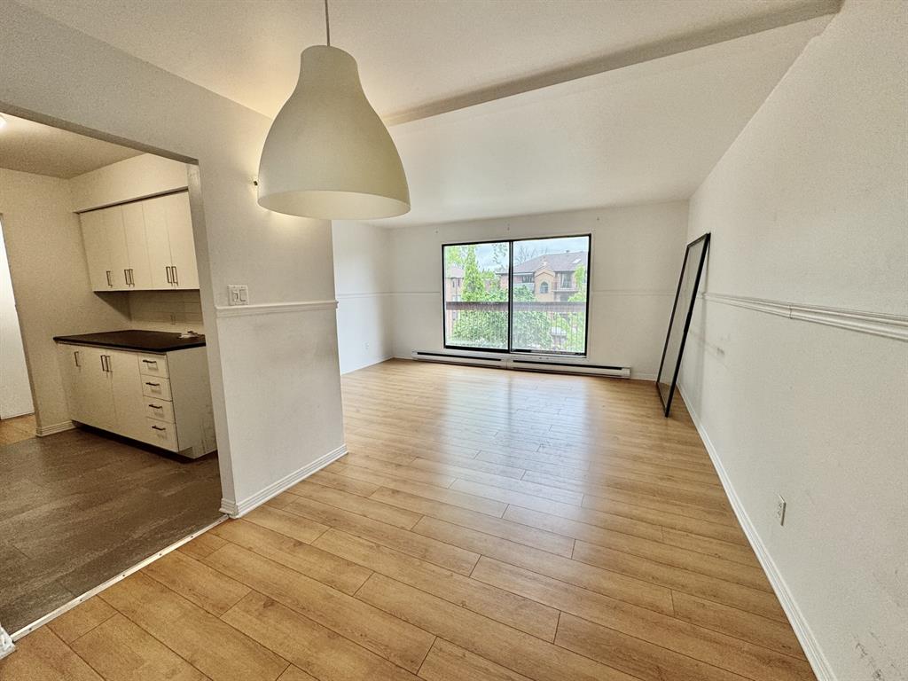 380 Rue Samuel-de Champlain