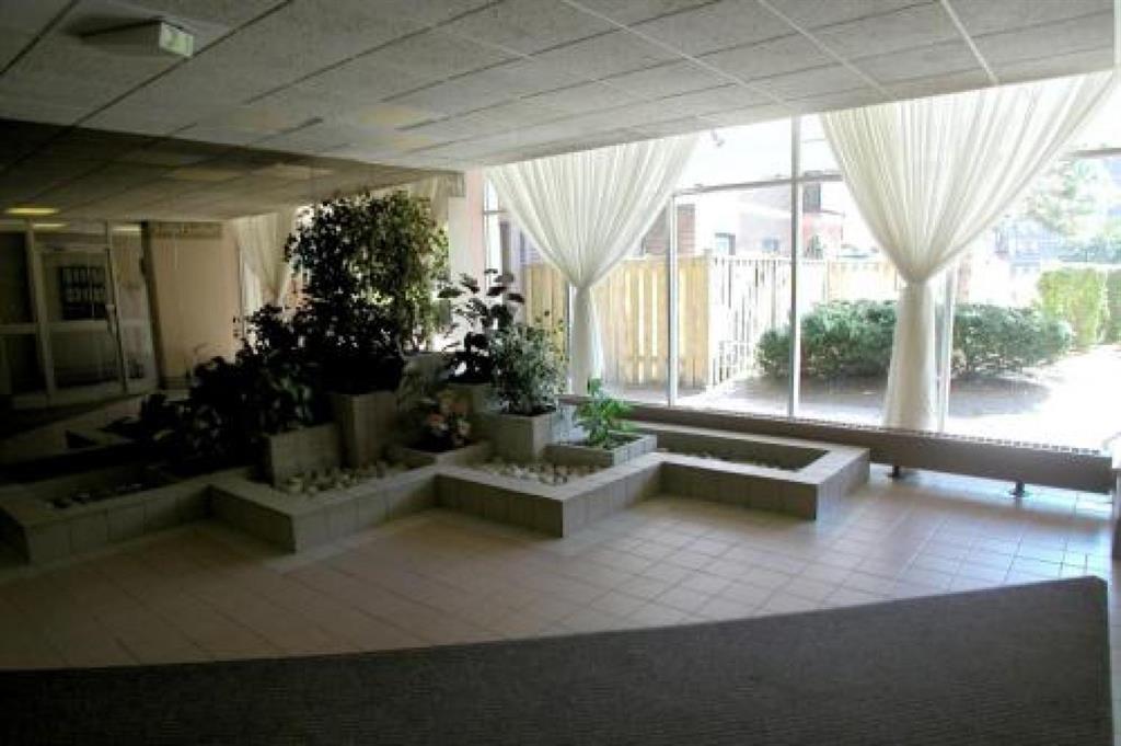 15 & 37 Eastbourne Drive, Brampton Apartment for Rent